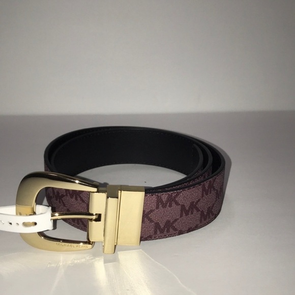 Michael Kors Twist Reversible Belt Genuine Leather size medium. NWT - Picture 1 of 15